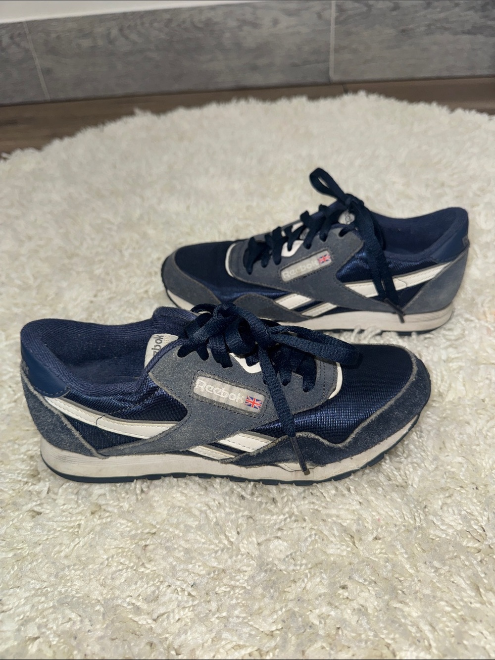 Vintage Reebok Woman’s Navy and Gray Retro Athletic Sneakers